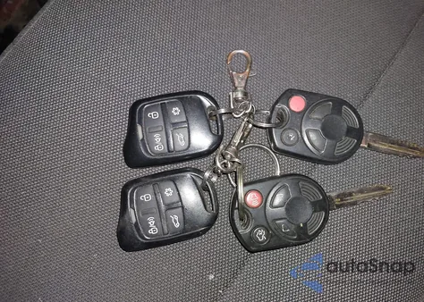 2012 Ford Escape Xlt из США, поврежденный, VIN 1FMCU9DG4CKB80178